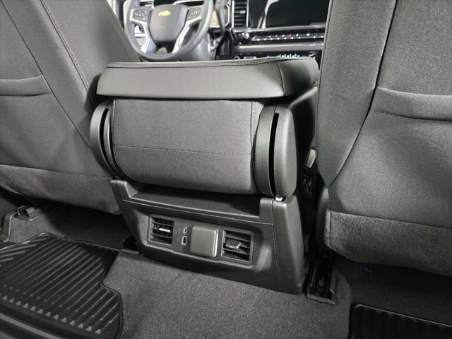2026 Chevrolet Silverado 1500 4WD Crew Cab Short Bed LT with 2FL