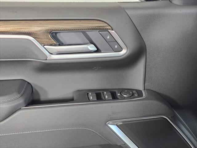 2026 Chevrolet Silverado 1500 4WD Crew Cab Short Bed LT with 2FL