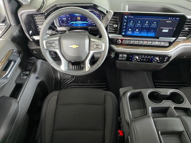 2026 Chevrolet Silverado 1500 4WD Crew Cab Short Bed LT with 2FL
