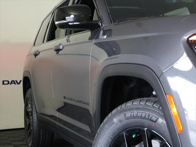 2025 Jeep Grand Cherokee GRAND CHEROKEE L ALTITUDE X 4X4 2025 Jeep Grand Cherokee GRAND CHEROKEE L ALTITUDE X 4X4