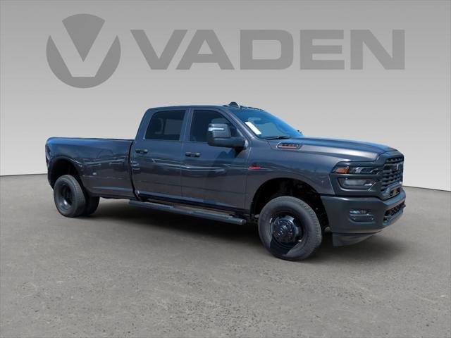2026 RAM Ram 3500 RAM 3500 TRADESMAN CREW CAB 4X4 8 BOX