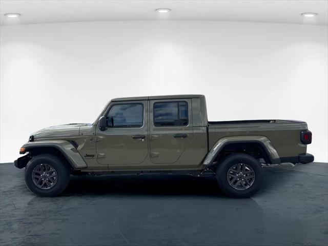 2025 Jeep Gladiator GLADIATOR SPORT S 4X4