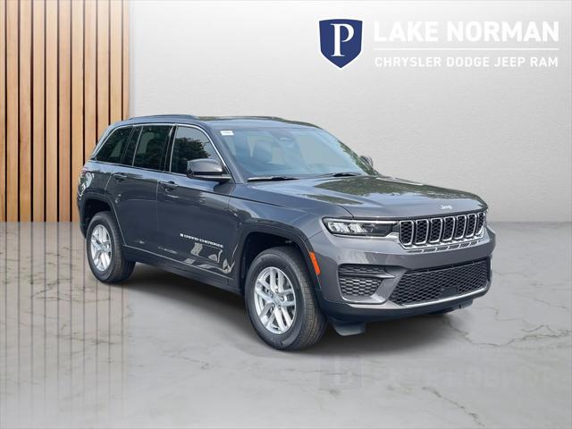 2025 Jeep Grand Cherokee GRAND CHEROKEE LAREDO X 4X4 2025 Jeep Grand Cherokee GRAND CHEROKEE LAREDO X 4X4