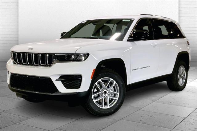 2025 Jeep Grand Cherokee GRAND CHEROKEE LAREDO X 4X4 2025 Jeep Grand Cherokee GRAND CHEROKEE LAREDO X 4X4