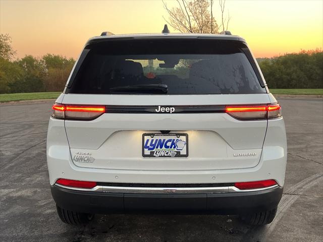 2025 Jeep Grand Cherokee GRAND CHEROKEE LAREDO X 4X4