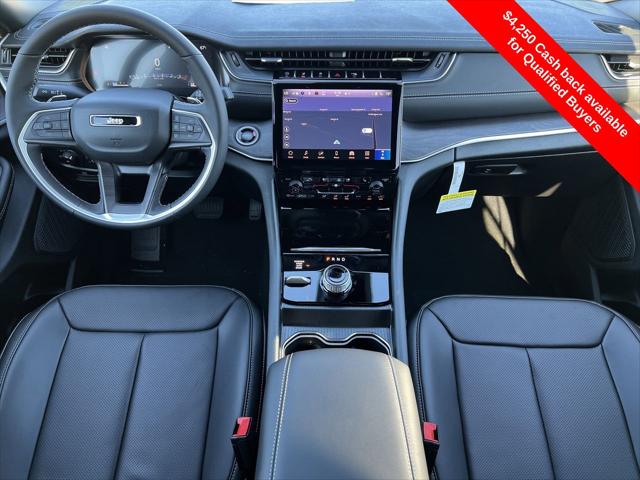 2025 Jeep Grand Cherokee GRAND CHEROKEE LIMITED 4X4 2025 Jeep Grand Cherokee GRAND CHEROKEE LIMITED 4X4