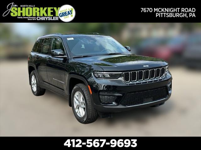 2025 Jeep Grand Cherokee GRAND CHEROKEE LAREDO X 4X4