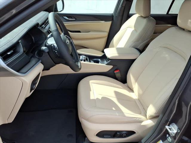 2025 Jeep Grand Cherokee GRAND CHEROKEE LIMITED 4X4 2025 Jeep Grand Cherokee GRAND CHEROKEE LIMITED 4X4