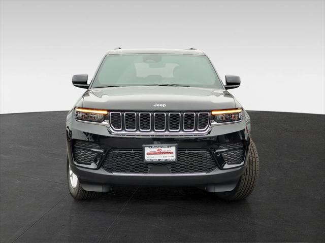 2025 Jeep Grand Cherokee GRAND CHEROKEE LAREDO X 4X2 2025 Jeep Grand Cherokee GRAND CHEROKEE LAREDO X 4X2