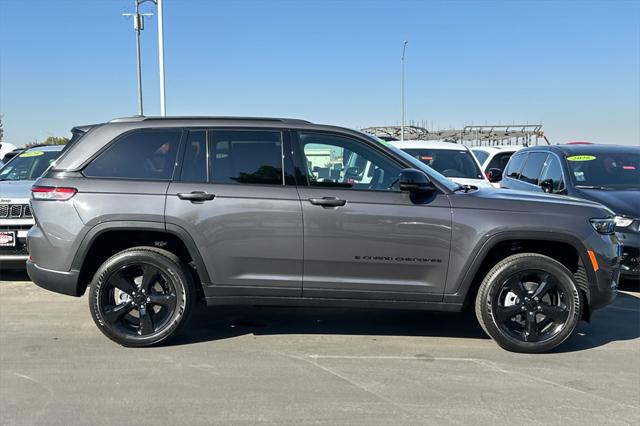 2025 Jeep Grand Cherokee GRAND CHEROKEE ALTITUDE X 4X4