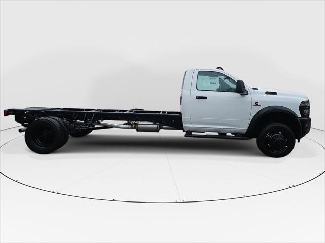 2026 RAM Ram 5500 Chassis Cab RAM 5500 TRADESMAN CHASSIS REGULAR CAB 4X2 120 CA 2026 RAM Ram 5500 Chassis Cab RAM 5500 TRADESMAN CHASSIS REGULAR CAB 4X2 120 CA