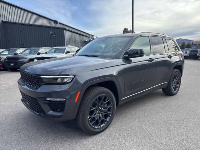2025 Jeep Grand Cherokee GRAND CHEROKEE SUMMIT RESERVE 4X4