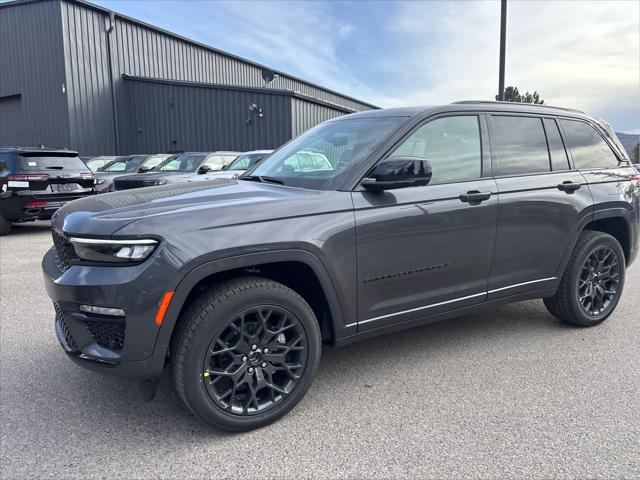 2025 Jeep Grand Cherokee GRAND CHEROKEE SUMMIT RESERVE 4X4