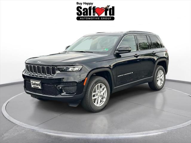 2025 Jeep Grand Cherokee GRAND CHEROKEE LAREDO X 4X4