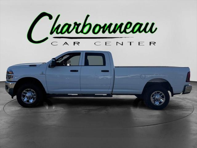 2026 RAM Ram 3500 RAM 3500 TRADESMAN CREW CAB 4X4 8 BOX
