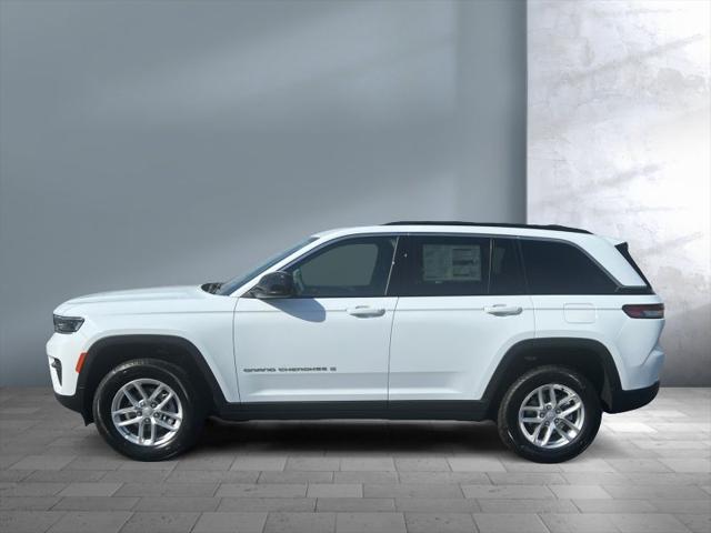 2025 Jeep Grand Cherokee GRAND CHEROKEE LAREDO X 4X4 2025 Jeep Grand Cherokee GRAND CHEROKEE LAREDO X 4X4