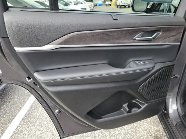 2025 Jeep Grand Cherokee Limited 4x4