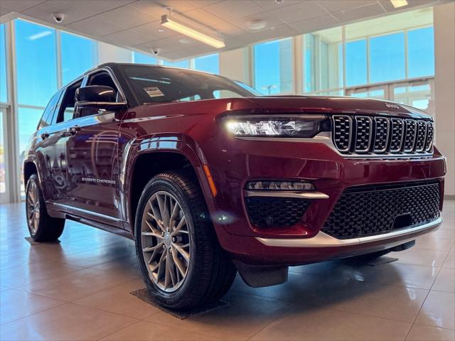 2025 Jeep Grand Cherokee GRAND CHEROKEE SUMMIT 4X4