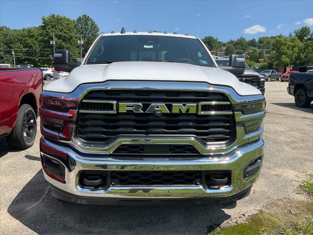 2026 RAM Ram 3500 RAM 3500 TRADESMAN CREW CAB 4X4 8 BOX 2026 RAM Ram 3500 RAM 3500 TRADESMAN CREW CAB 4X4 8 BOX