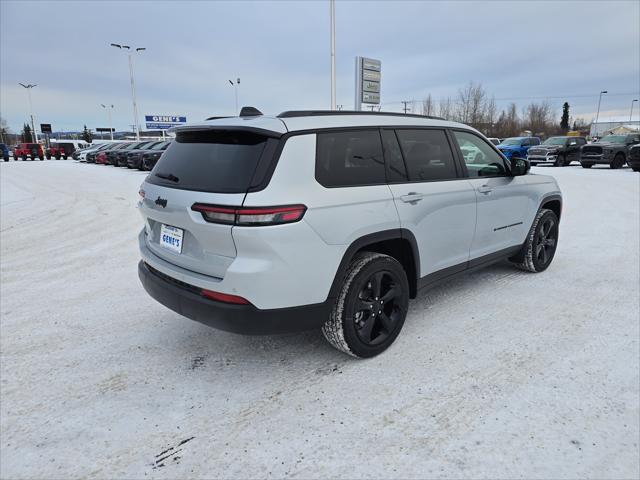 2025 Jeep Grand Cherokee GRAND CHEROKEE L ALTITUDE 4X4
