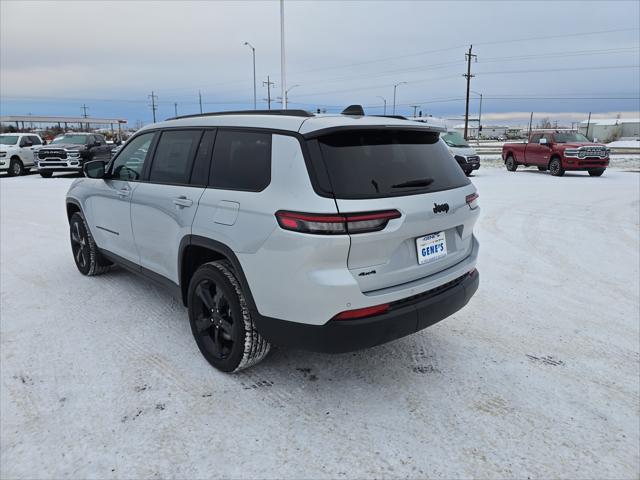 2025 Jeep Grand Cherokee GRAND CHEROKEE L ALTITUDE 4X4