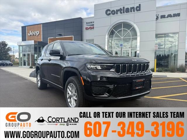 2025 Jeep Grand Cherokee GRAND CHEROKEE LAREDO X 4X4