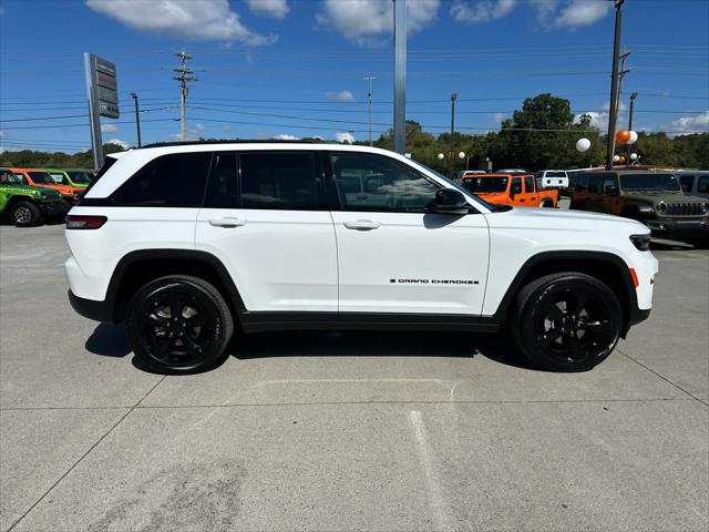 2025 Jeep Grand Cherokee Altitude X 4x4