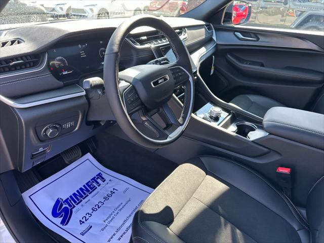 2025 Jeep Grand Cherokee Altitude X 4x4