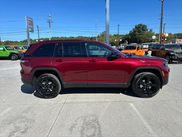 2025 Jeep Grand Cherokee Altitude X 4x4