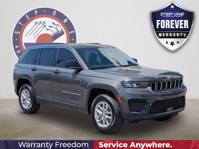 2025 Jeep Grand Cherokee GRAND CHEROKEE LAREDO X 4X4 2025 Jeep Grand Cherokee GRAND CHEROKEE LAREDO X 4X4