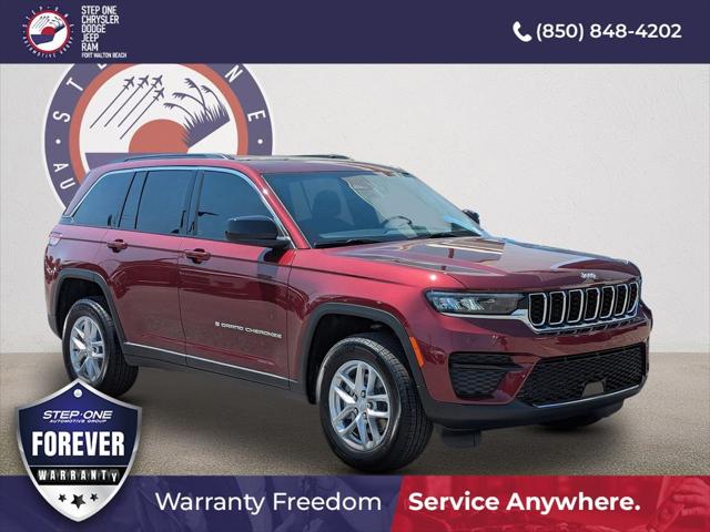 2025 Jeep Grand Cherokee GRAND CHEROKEE LAREDO X 4X4