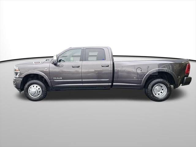 2026 RAM Ram 3500 RAM 3500 LIMITED CREW CAB 4X4 8 BOX