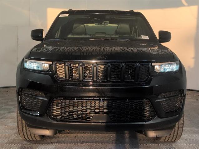 2025 Jeep Grand Cherokee GRAND CHEROKEE ALTITUDE X 4X2
