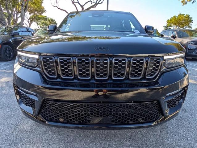 2025 Jeep Grand Cherokee GRAND CHEROKEE SUMMIT 4X4
