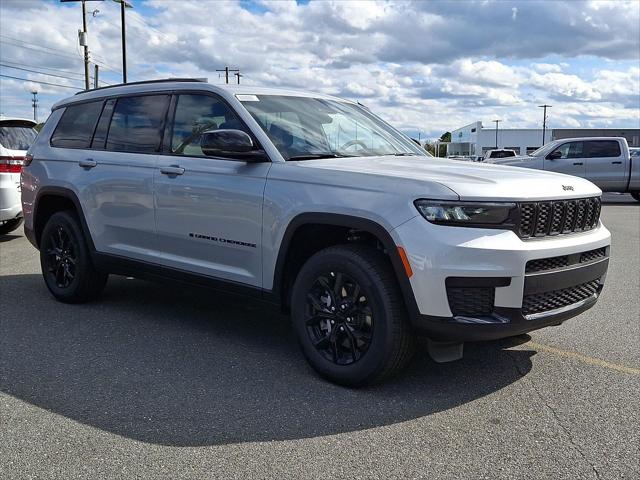 2025 Jeep Grand Cherokee GRAND CHEROKEE L ALTITUDE X 4X4 2025 Jeep Grand Cherokee GRAND CHEROKEE L ALTITUDE X 4X4