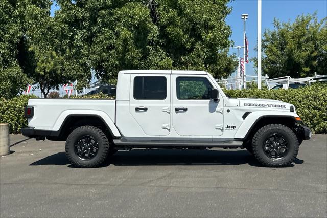 2025 Jeep Gladiator GLADIATOR HIGH TIDE 4X4 2025 Jeep Gladiator GLADIATOR HIGH TIDE 4X4