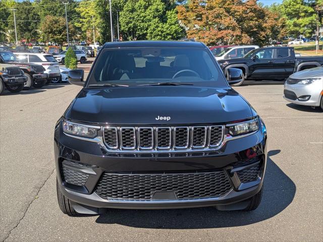 2025 Jeep Grand Cherokee GRAND CHEROKEE LAREDO X 4X4