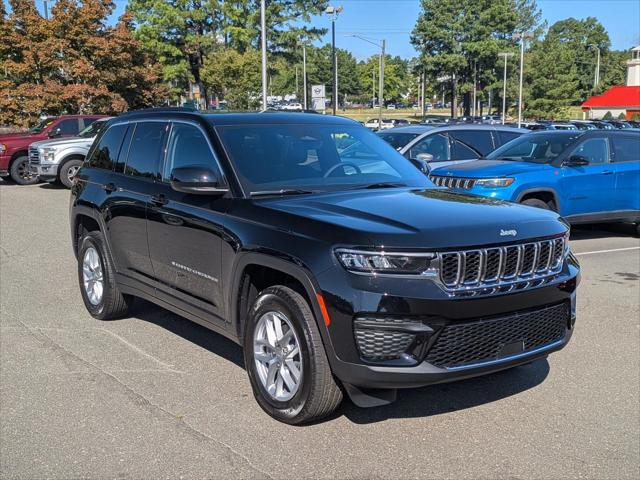 2025 Jeep Grand Cherokee GRAND CHEROKEE LAREDO X 4X4