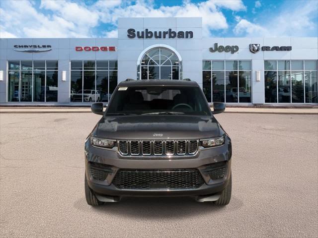 2025 Jeep Grand Cherokee GRAND CHEROKEE LAREDO 4X4 2025 Jeep Grand Cherokee GRAND CHEROKEE LAREDO 4X4