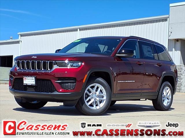 2025 Jeep Grand Cherokee GRAND CHEROKEE LAREDO X 4X4