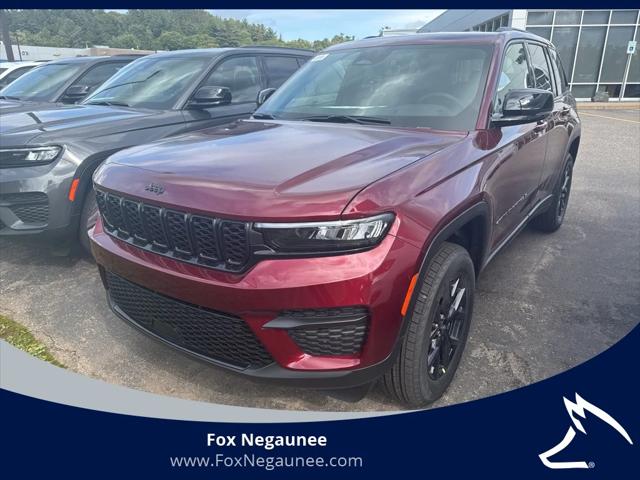 2025 Jeep Grand Cherokee GRAND CHEROKEE ALTITUDE 4X4