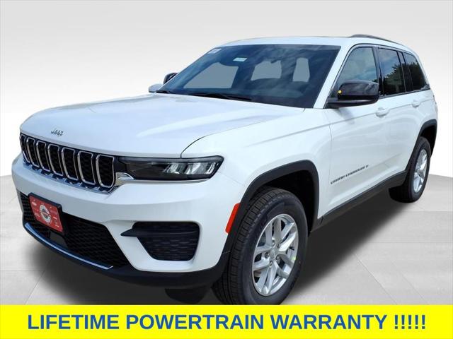 2025 Jeep Grand Cherokee GRAND CHEROKEE LAREDO X 4X4