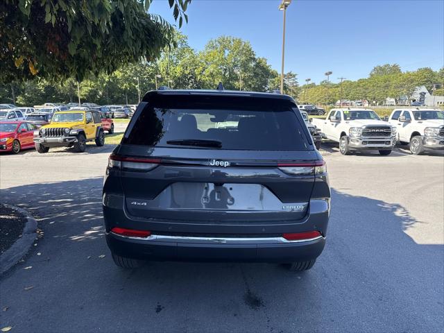 2025 Jeep Grand Cherokee Laredo X 4x4