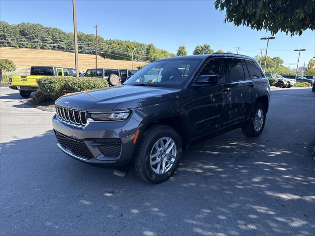 2025 Jeep Grand Cherokee Laredo X 4x4