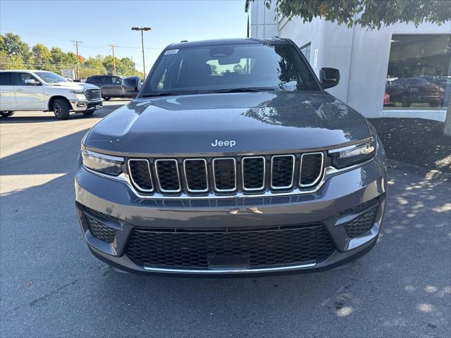 2025 Jeep Grand Cherokee Laredo X 4x4