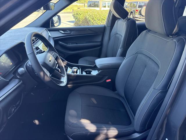 2025 Jeep Grand Cherokee Laredo X 4x4