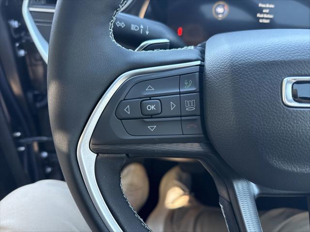 2025 Jeep Grand Cherokee Laredo X 4x4