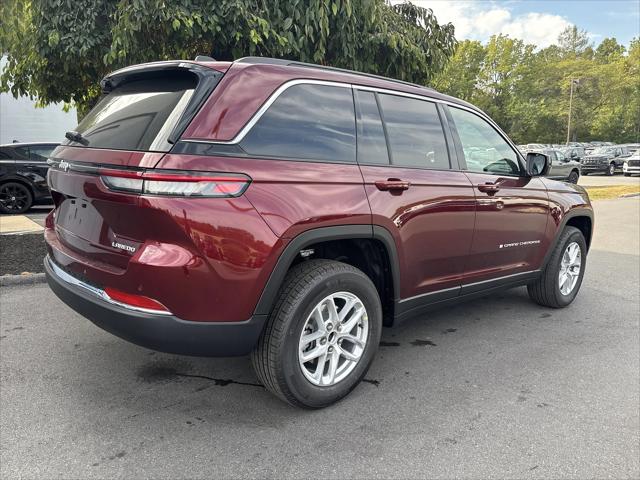 2025 Jeep Grand Cherokee GRAND CHEROKEE LAREDO X 4X4