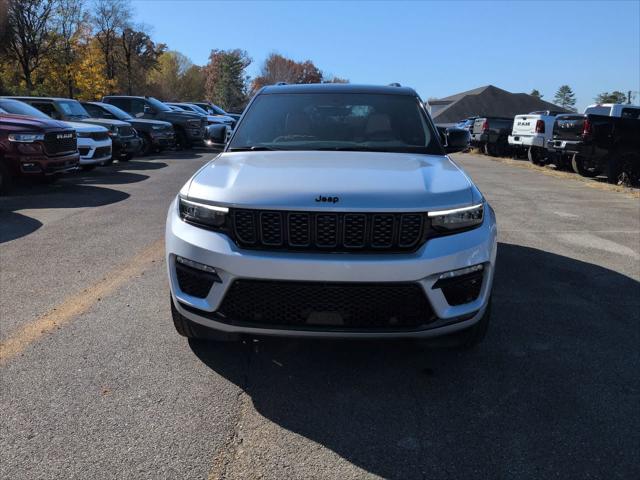 2025 Jeep Grand Cherokee GRAND CHEROKEE SUMMIT 4X4