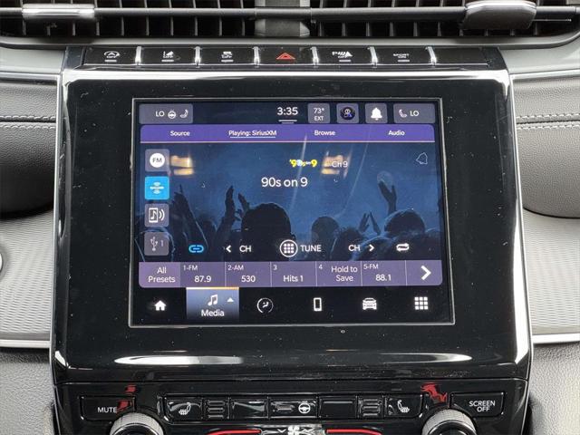 2025 Jeep Grand Cherokee GRAND CHEROKEE LAREDO X 4X4